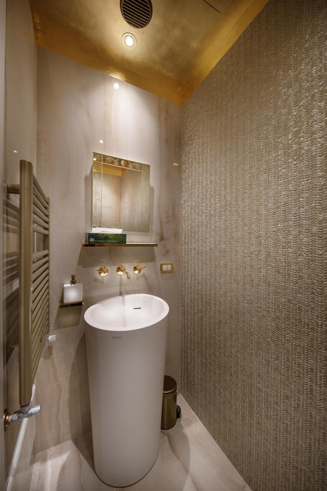 Do Leoni Apartament *
